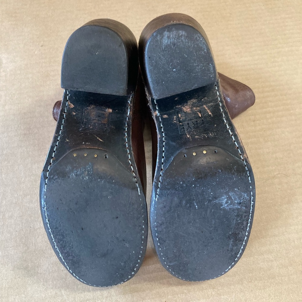 Frye Carmen Short Back Lace Boots size 7.5 - Picture 10 of 13